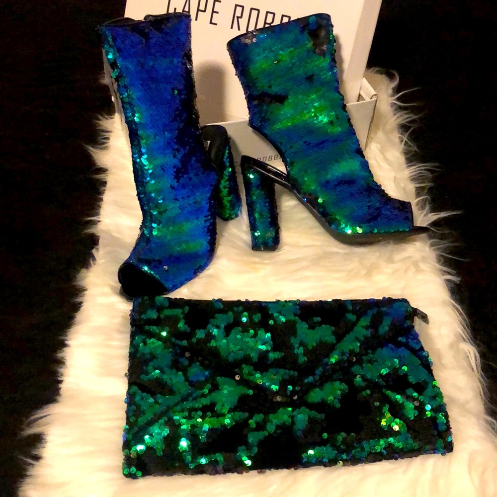 Mermaid Sequin Clutch